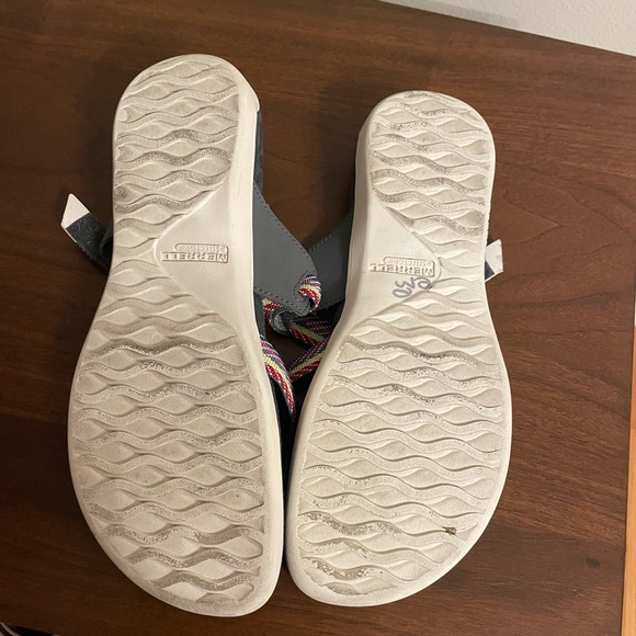 Merrell sandals - Picture 3 of 4